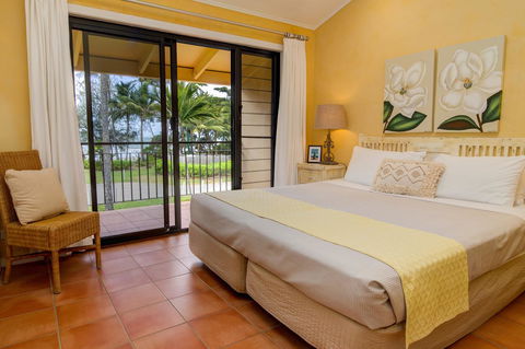 Number 2 On The Beach | Beautiful Beachfront Villa - Kingaroy Accommodation 15