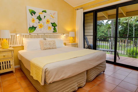 Number 2 On The Beach | Beautiful Beachfront Villa - Kingaroy Accommodation 14