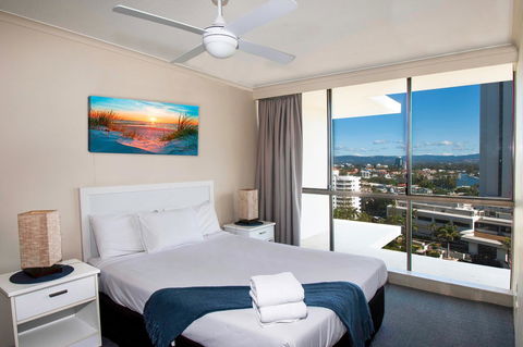 Seacrest Beachfront Apartments Surfers Paradise - Kingaroy Accommodation 17