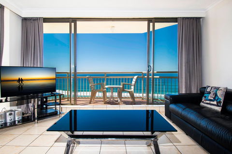 Seacrest Beachfront Apartments Surfers Paradise - Kingaroy Accommodation 13