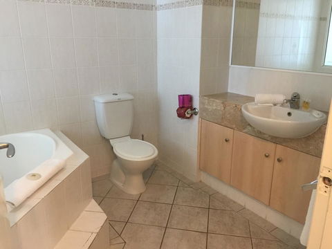 Regency On The Beach - Kingaroy Accommodation 16