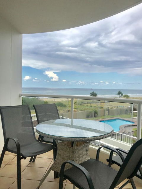 Regency On The Beach - Kingaroy Accommodation 9