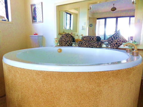 Gaia On Bribie Island - Kingaroy Accommodation 12