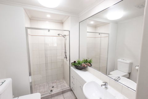 Bermuda Villas - Kingaroy Accommodation 9