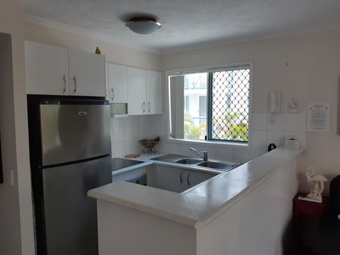 Surfers Beach Resort One - Kingaroy Accommodation 8