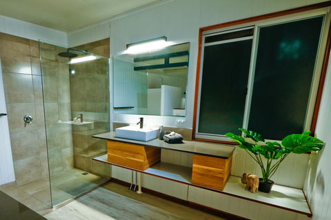 The Summit 1770 - Kingaroy Accommodation 6