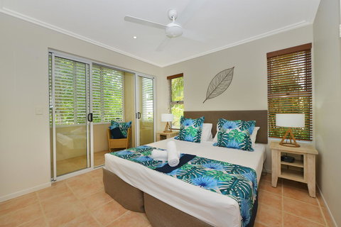 Cayman Villas Port Douglas - Kingaroy Accommodation 39