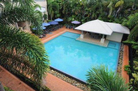 Cayman Villas Port Douglas - Kingaroy Accommodation 11
