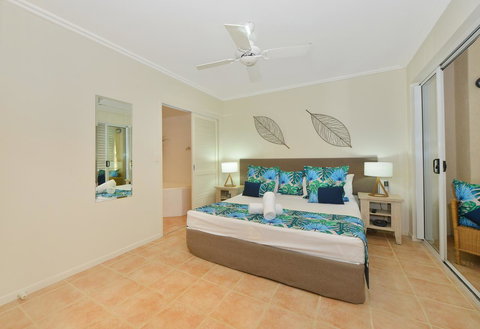 Cayman Villas Port Douglas - Kingaroy Accommodation 26