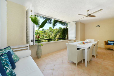 Cayman Villas Port Douglas - Kingaroy Accommodation 36