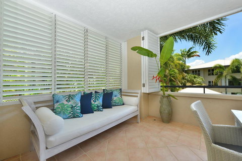 Cayman Villas Port Douglas - Kingaroy Accommodation 35