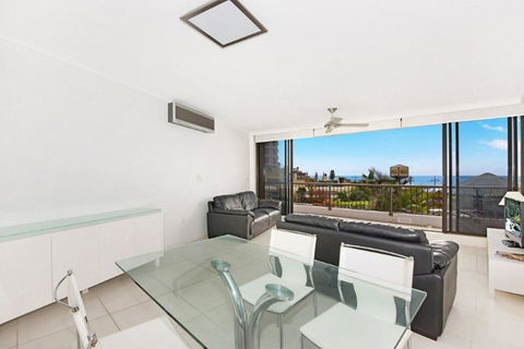 Surfers International Apartments - Kingaroy Accommodation 24