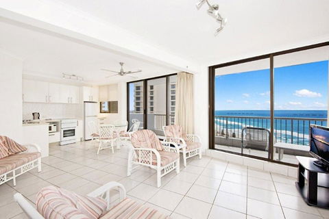 Surfers International Apartments - Kingaroy Accommodation 17