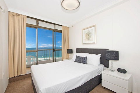Surfers International Apartments - Kingaroy Accommodation 19