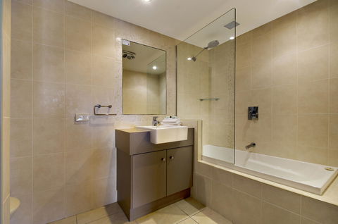 San Marino By The Sea Apartments - Kingaroy Accommodation 36