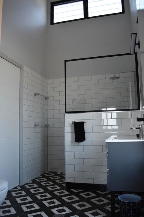 Ironbark House - Kingaroy Accommodation 28