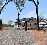 Ironbark House - Kingaroy Accommodation