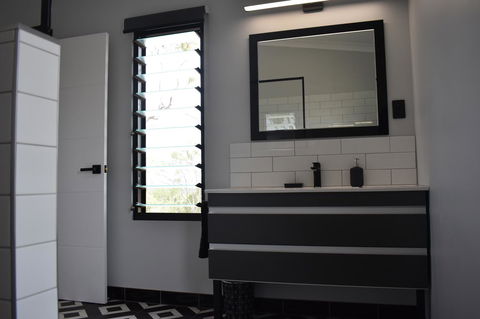 Ironbark House - Kingaroy Accommodation 26