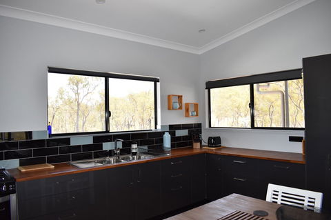 Ironbark House - Kingaroy Accommodation 20