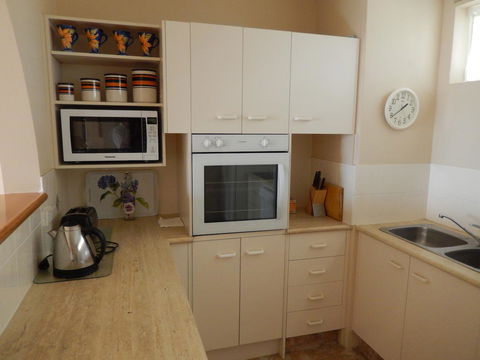 Golden Gate Resort - Kingaroy Accommodation 10