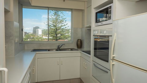 2nd Avenue Beachside Apartments - Kingaroy Accommodation 10