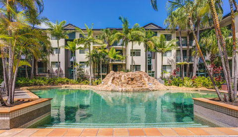 Currumbin Sands On The Beach - Kingaroy Accommodation 3