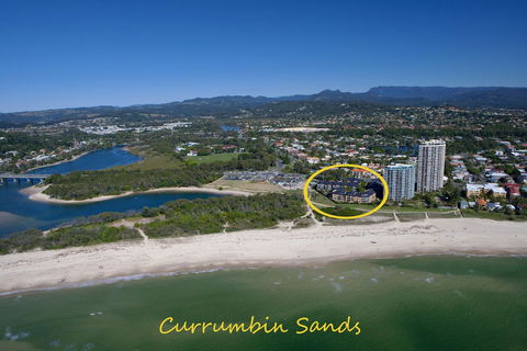 Currumbin Sands On The Beach - Kingaroy Accommodation 40