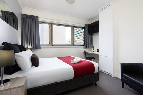 George Williams Hotel - Kingaroy Accommodation 11