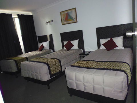 Burke & Wills Motor Inn - Kingaroy Accommodation 4