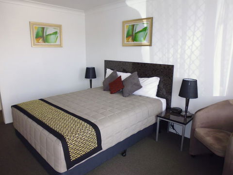 Burke & Wills Motor Inn - Kingaroy Accommodation 27
