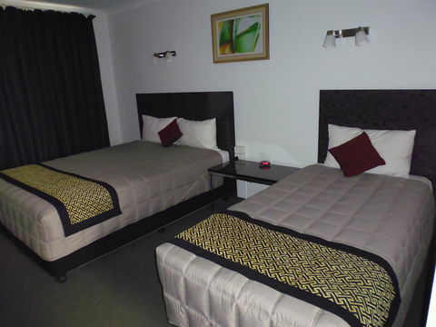Burke & Wills Motor Inn - Kingaroy Accommodation 18