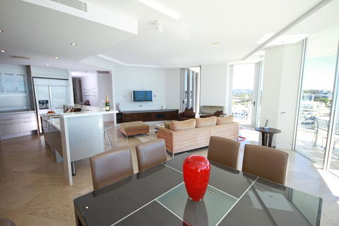 Oceans Mooloolaba - Kingaroy Accommodation 25