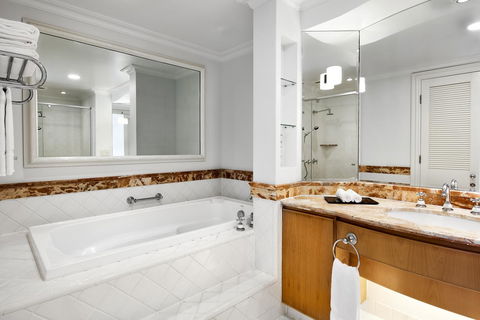 JW Marriott Gold Coast Resort & Spa - Kingaroy Accommodation 22