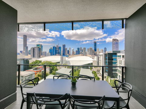 Opera Apartments South Brisbane - Kingaroy Accommodation 21
