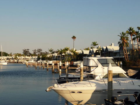 Waterfront Resort Villa With Buggy - Kingaroy Accommodation 28