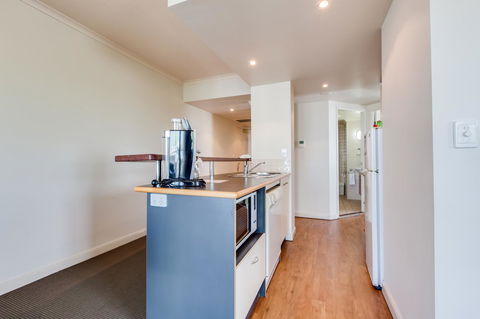 Central Cosmo Apartment Hotel - Kingaroy Accommodation 10
