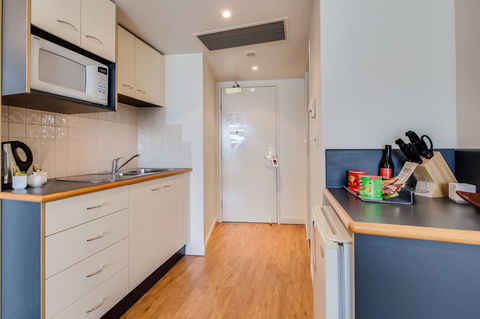 Central Cosmo Apartment Hotel - Kingaroy Accommodation 18