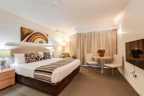 Central Cosmo Apartment Hotel - Kingaroy Accommodation 19