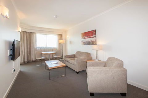 Central Cosmo Apartment Hotel - Kingaroy Accommodation 16