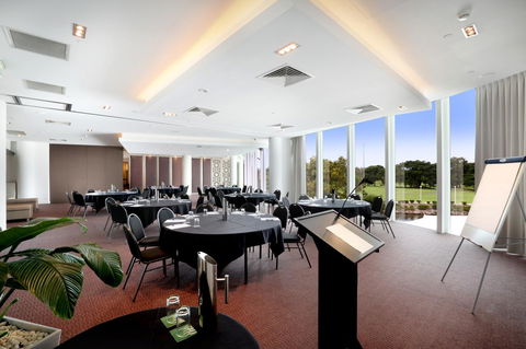 RACV Royal Pines Resort Gold Coast - Kingaroy Accommodation 39