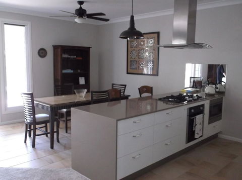 La Casita Banca - Luxury Holiday Home - Kingaroy Accommodation 7