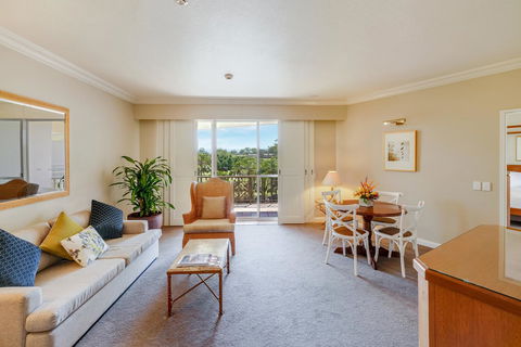 InterContinental Sanctuary Cove Resort, An IHG Hotel - Kingaroy Accommodation 13