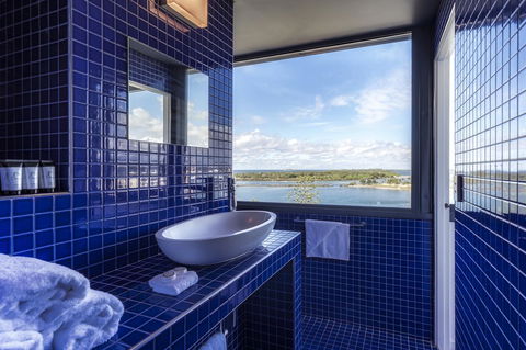 Komune Resort And Beach Club Greenmount Beach - Kingaroy Accommodation 14