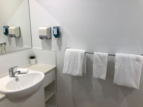 Anchor Motel Noosa - Kingaroy Accommodation 24