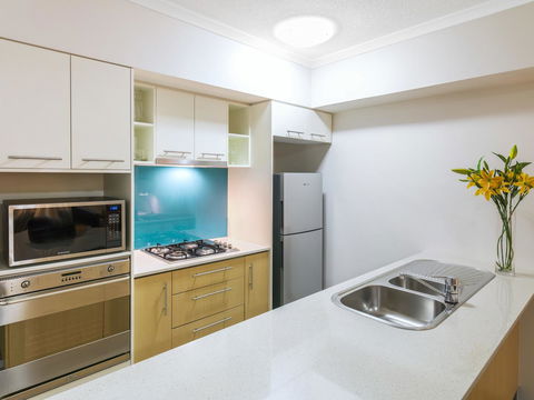 Oaks Brisbane River City Suites - Kingaroy Accommodation 9