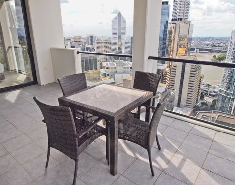 Oaks Brisbane River City Suites - Kingaroy Accommodation 7