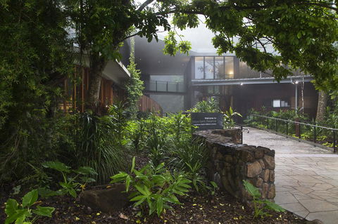 Bower 63 - Kingaroy Accommodation 37