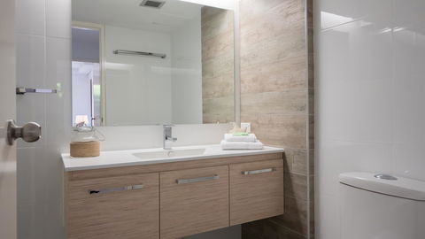 Norfolk Luxury Beachfront Apartments - Kingaroy Accommodation 16