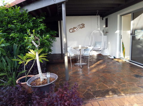 Private Guest Suite High On Currumbin Hill - Kingaroy Accommodation 26