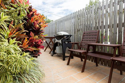 Marcol Place Holiday Apartments - Kingaroy Accommodation 17